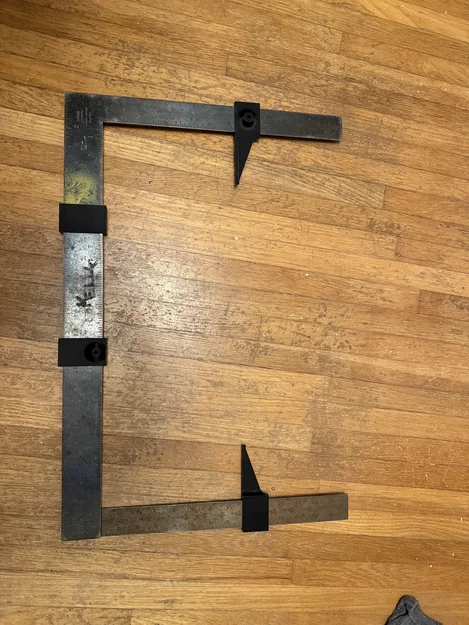 Thước kẹp cỡ lớn để đo (Large scale caliper for measuring) - Image 1