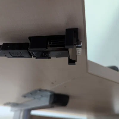 Giá gắn dưới bàn cho adapter Digitus RS232-USB