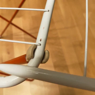 Đầu nối cho giá phơi đồ (connector for a drying rack)