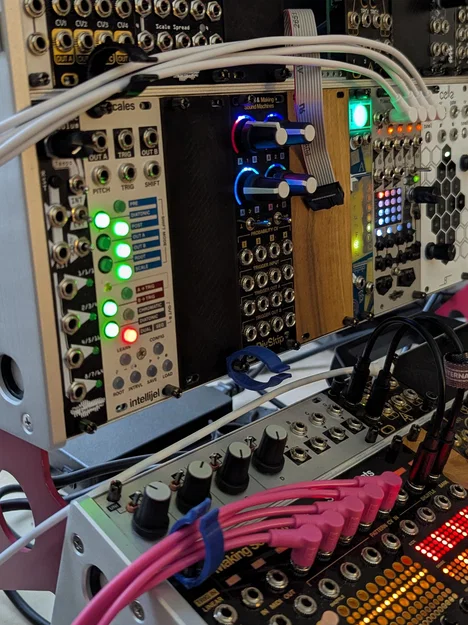 Kẹp Gọn Dây Eurorack (Eurorack Cable Clips) - Image 1