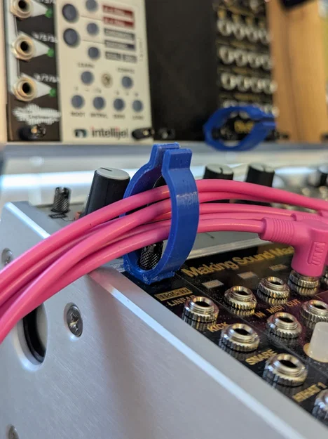 Kẹp Gọn Dây Eurorack (Eurorack Cable Clips) - Image 2
