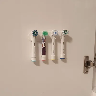 Giá treo đầu bàn chải Oral-B (1-6 đầu; gắn tường/cửa tủ)