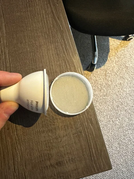 Nắp khuếch tán ánh sáng tối ưu cho bóng đèn Philips Hue GU10 - Image 1