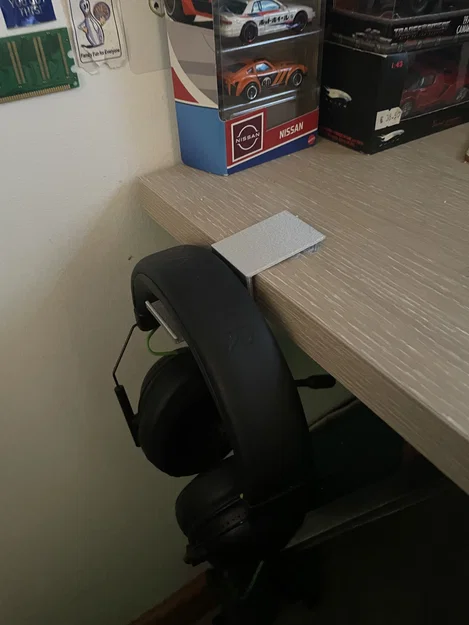 Móc treo tai nghe gắn bàn tiện lợi (Headphone hook for desk) - Image 2