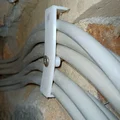 Kẹp giữ cáp NYM 4 lỗ, đóng 1 hoặc 2 đinh - Thumbnail 2