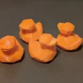 Vịt Low Poly kiểu Jeep (Low Poly Jeep Duck) - Thumbnail 1