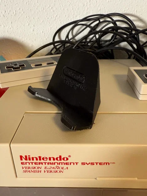 Kệ dựng tay cầm NES (NES Controller Stand) - Image 3