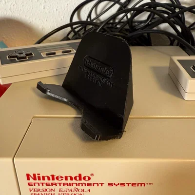 Kệ dựng tay cầm NES (NES Controller Stand)