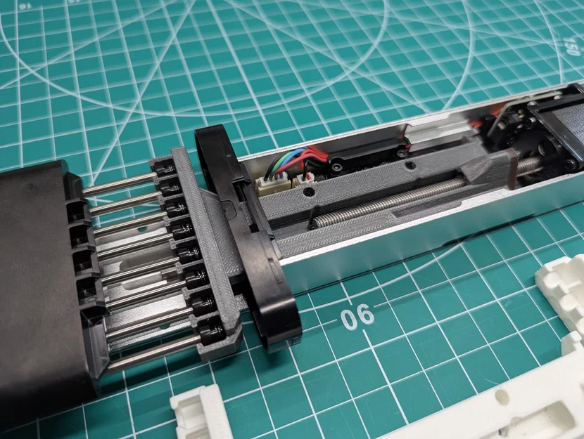 Carriage thay thế Opentrons OT-2 P300 8-Channel Gen2 - Image 2