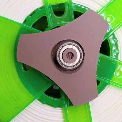 Cấp filament mượt, giữ khô: Dry Box Spool Holder