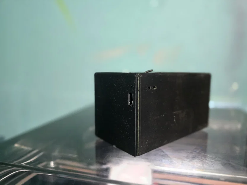 Vỏ hộp sạc dự phòng năng lượng mặt trời DIY 18650 - Image 3