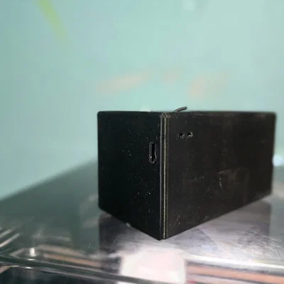 Vỏ hộp sạc dự phòng năng lượng mặt trời DIY 18650