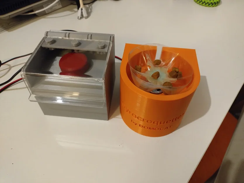 Gyrocroquette (Gyrokibbles) – Bộ phóng kibble điều khiển Arduino Uno R4 - Image 1