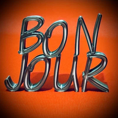 Word Art “Bonjour” Dạng Đứng