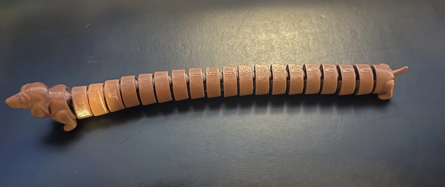 Mô hình chú chó Dachshund 20 đốt thân siêu dài in 3D - Image 1