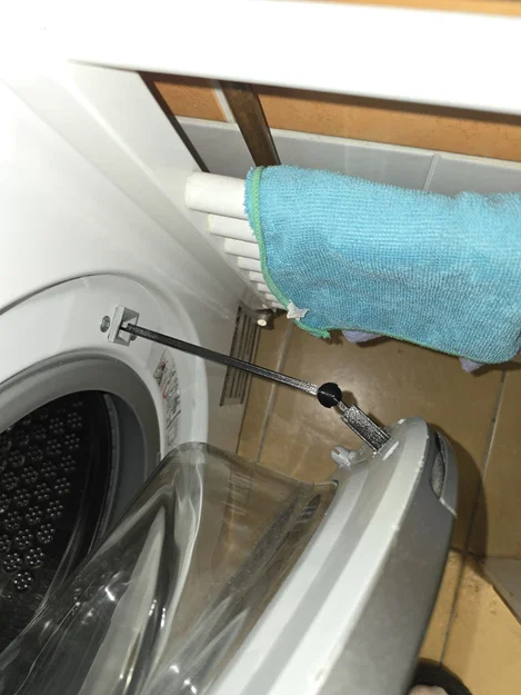 Giá giữ cửa máy giặt AEG, Electrolux, Zanussi - Image 1