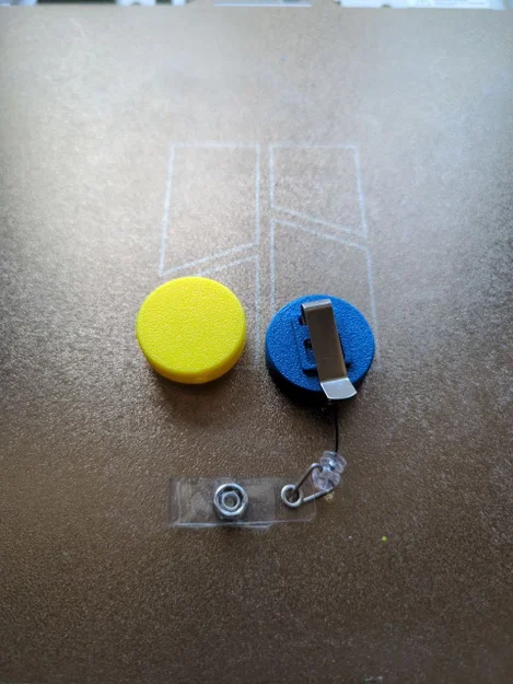 Giá cuộn rút (Retractable Reel) cho thẻ ID/Badge - Image 2
