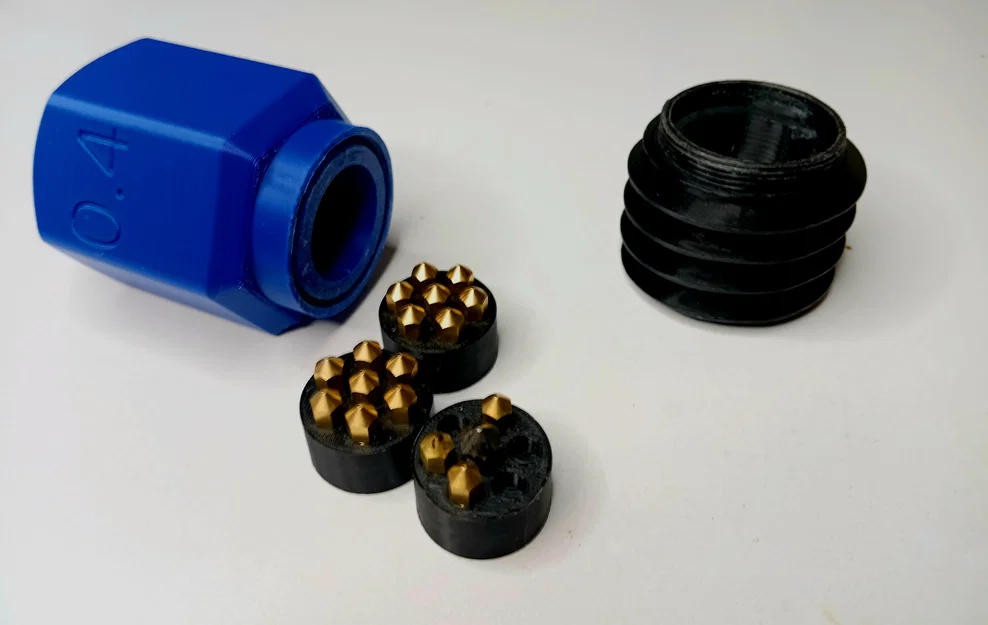 Hộp/giá đựng Nozzle Nozzle Holder (MK8) – chứa 42 nozzle - Image 1