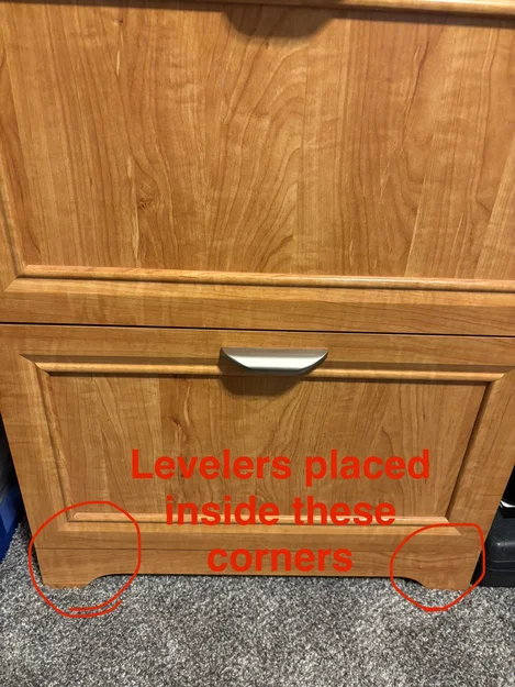 Miếng kê cân bằng góc trong chân nội thất (Inside Corner Furniture Leveler) - Image 2