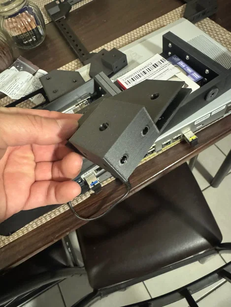 Phụ kiện góc nối thanh ray Rack cho hệ thống Homelab - Image 2