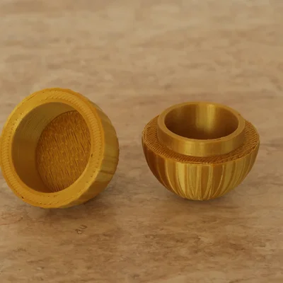 Mẫu in 3D quả trứng vàng có ngăn chứa quà tặng bí mật đẹp mắt