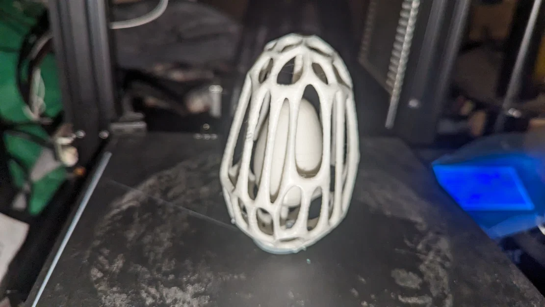 Mô hình quả trứng Voronoi độc đáo (Egg in a voronoi egg) in 3D - Image 2