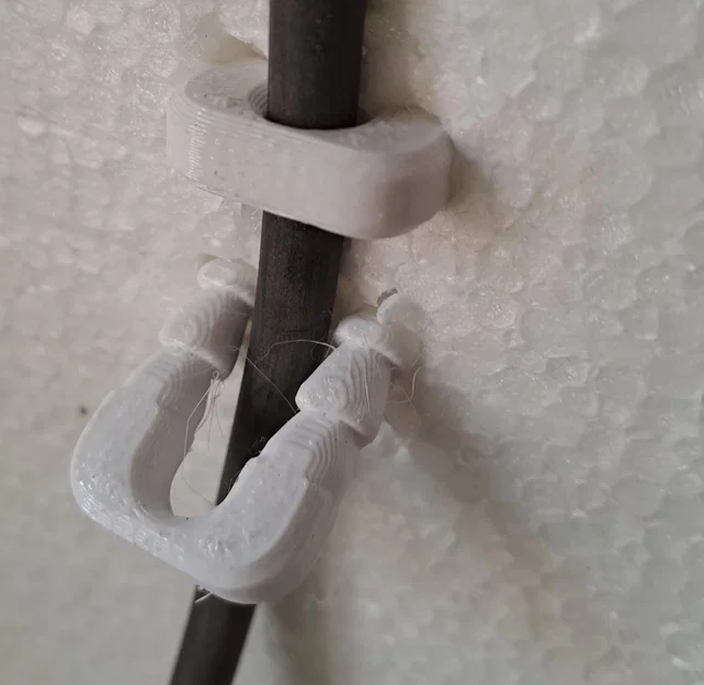 Kẹp giữ cáp cho foam board (Foam board cable clip) - Image 1