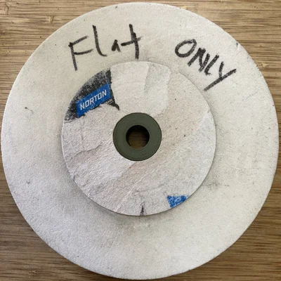 Bạc lót đá mài Norton lỗ 1" sang trục 1/2" (Grinding Wheel Insert)