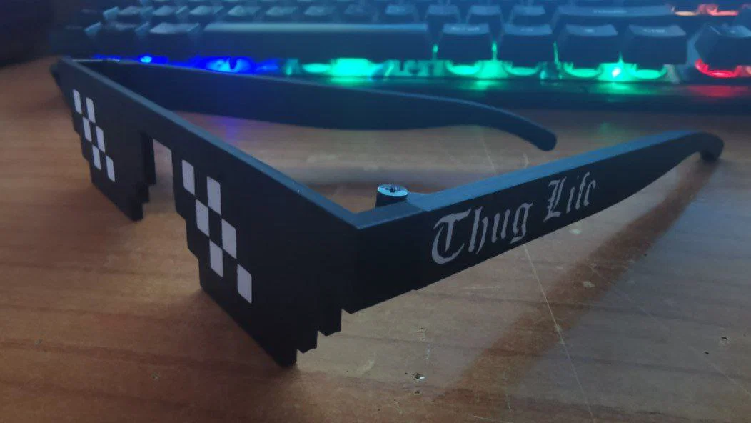 Mô hình in 3D mắt kính Thug Life phong cách pixel độc đáo - Image 3