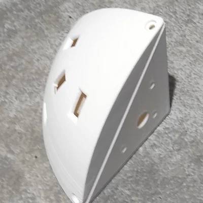 Ốp góc đa năng tích hợp sạc USB và công tắc DIY