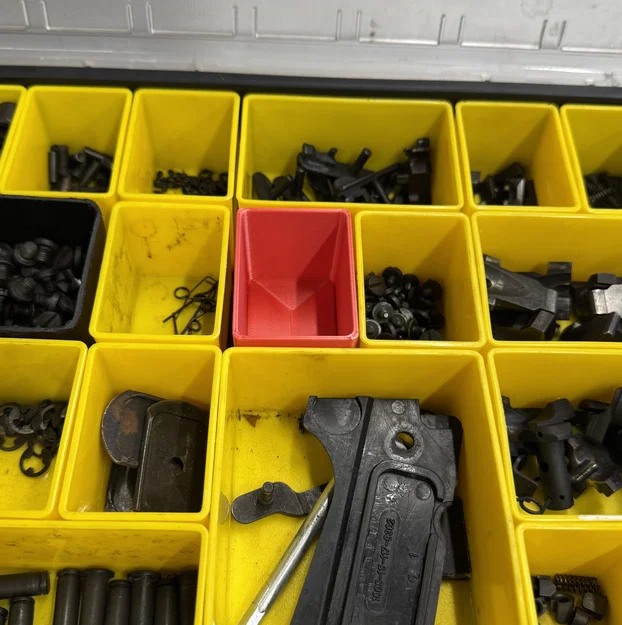 Khay thay thế cho hộp dụng cụ Stanley Organizer Profi 1-92-748 - Image 3