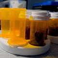 Kệ đơn giản cho chai thuốc Walgreens MP20 - Thumbnail 1
