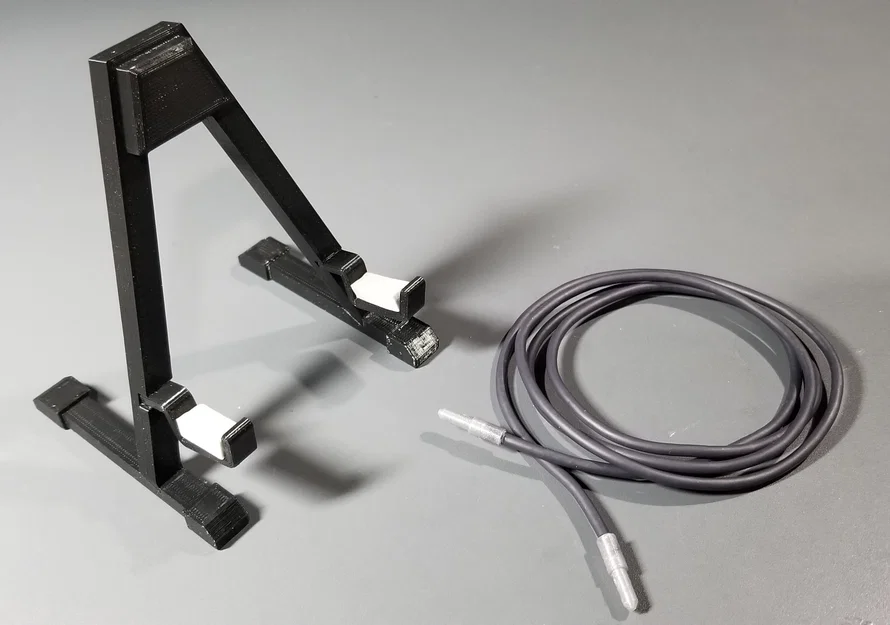 Chân Đàn Guitar kèm Đầu Dây Cable – vừa mẫu guitar tỉ lệ 1/3 - Image 1