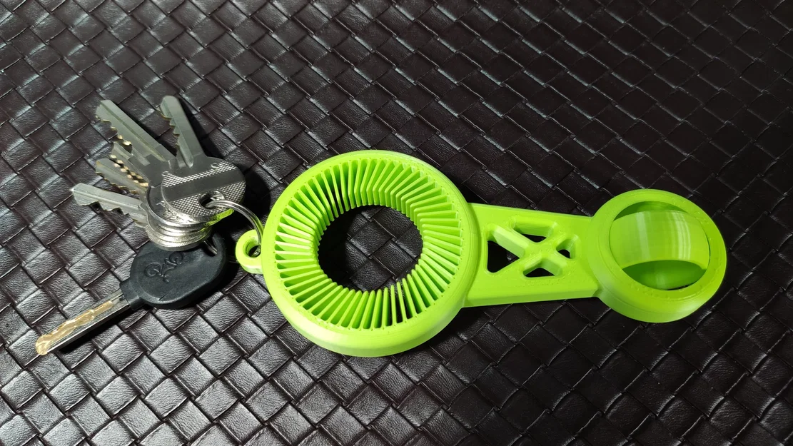 Dụng cụ mở nắp chai PET - Spinner Fidget (móc khóa) - Image 2