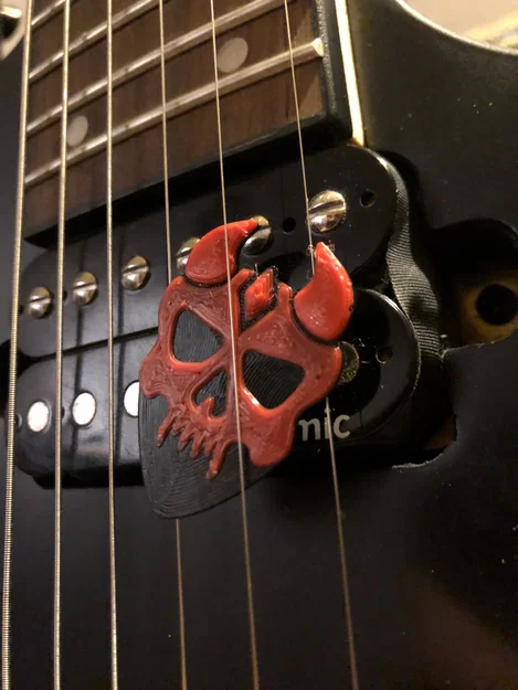 Evil Pick – Pua đàn hình quỷ - Image 1