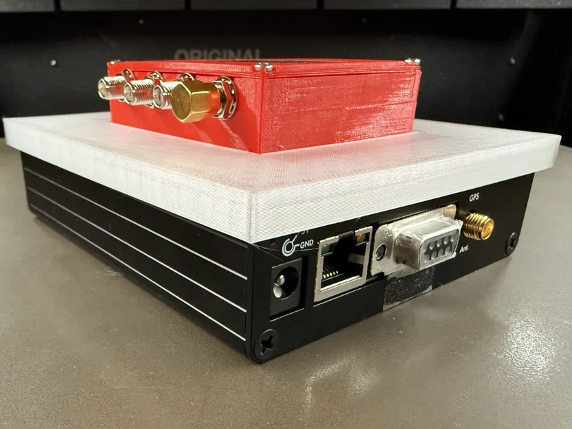 Giá đỡ cho thiết bị Time Machines NTP và GPS Splitter - Image 4