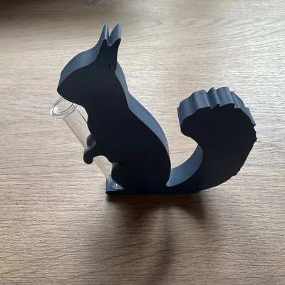 Bình hoa hình chú sóc (Eichhörnchen-Vase) trang trí cực xinh