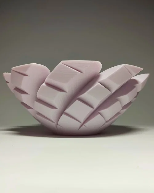 PETALFOLD – Tô Petalfold lấy cảm hứng cánh hoa - Image 3