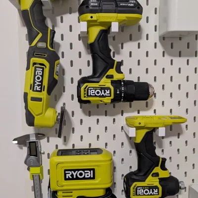 Giá treo trưng bày dụng cụ Ryobi cho IKEA Skadis (hệ T-Nut)