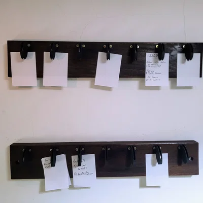 Kẹp giữ ghi chú (Notes Holder)