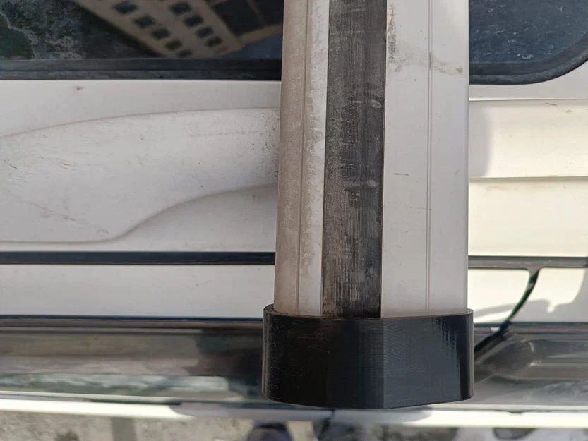 Nút bịt baga nóc xe (Roof rack plug) - Image 1