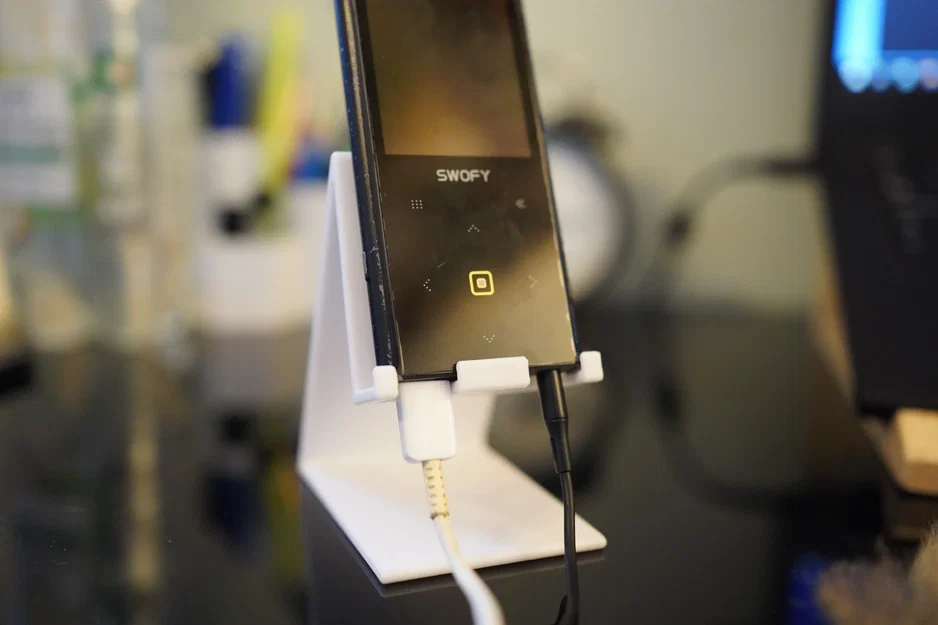 Giá đỡ máy nghe nhạc MP3 3D (Mp3 Player Stand) tiện lợi - Image 6