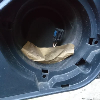 Kẹp nhựa thay thế cố định vít 3.5/20 cho loa xe hơi