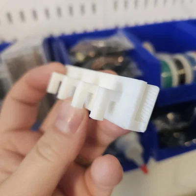 Ngàm gắn thùng U-Line lên Skadis (Skadis to U-Line Bin Mount)