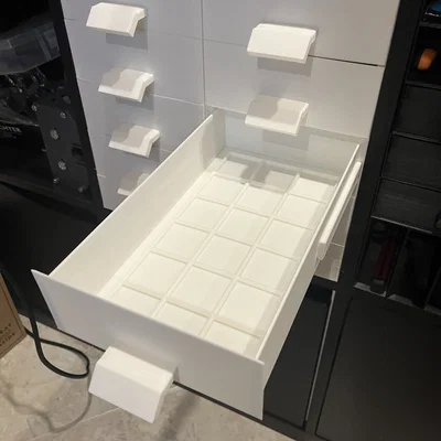 Ngăn kéo Gridfinity in hoàn toàn cho IKEA Kallax (kéo ra hết cỡ)