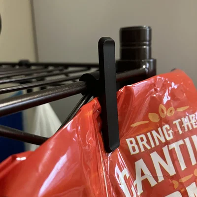 Wire Shelf Clip (Kẹp cho kệ lưới)