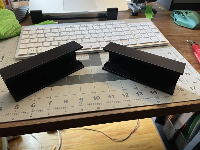 Giá gắn dưới bàn cho bàn phím không dây (Under Desk Mount for Wireless Keyboard) - Image 1