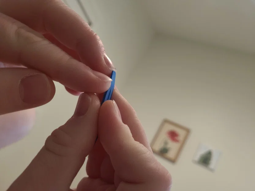 Dụng cụ vệ sinh dưới móng tay (Under-nail cleaner) - Image 3