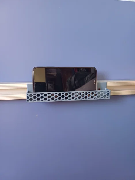 Giá Đỡ Điện Thoại Nắp Trượt Tổ Ong Chống Bụi - Image 2