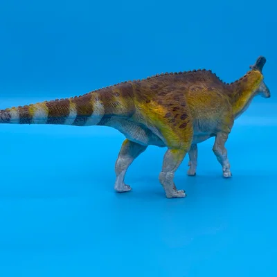 Tượng Lambeosaurus (Lambeosaurus Figurine)